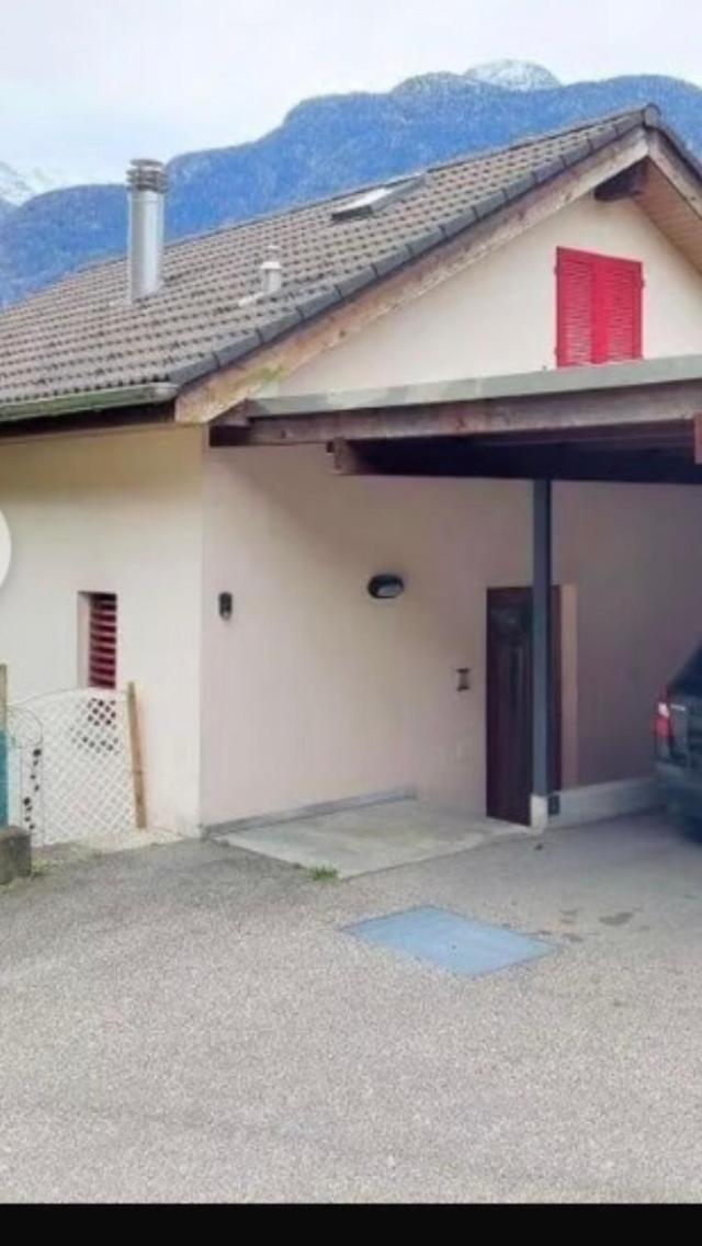 Gemuetliche Ferienwohnung Mit Garten Biasca Exterior photo